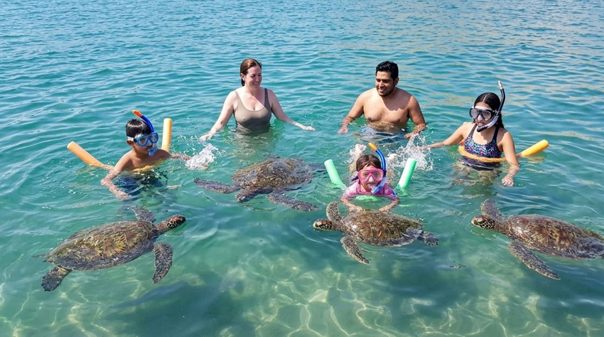 familia disfrutando de viaje con niños en Piura